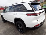 New 2025 Jeep Grand Cherokee Altitude image 3