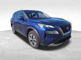 Used 2023 Nissan Rogue SV image 2