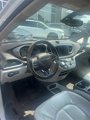 Used 2017 Chrysler Pacifica Touring-L image 4