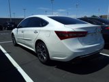 Used 2017 Toyota Avalon image 4