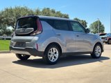 Used 2023 Kia Soul LX w/ Option Group 015 image 2
