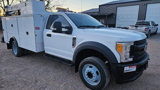 Used 2017 Ford F550 4x4 Regular Cab Super Duty image 4
