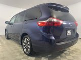 Used 2020 Toyota Sienna XLE image 5