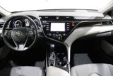 Used 2020 Toyota Camry LE image 2