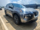Used 2021 Nissan Rogue S image 2