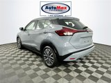 Used 2021 Nissan Kicks SV image 5