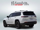 Used 2021 Jeep Grand Cherokee L Laredo image 3
