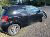 Used 2007 Toyota Yaris 2-Door Hatchback image 3