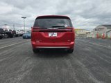 New 2025 Chrysler Pacifica Select image 4