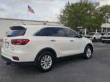 Used 2020 Kia Sorento LX w/ LX I4 Convenience Package image 4