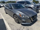 Used 2021 Nissan Altima 2.5 SR w/ SR Premium Package image 2
