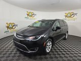 Used 2019 Chrysler Pacifica Touring-L Plus w/ Advanced Safetytec Group image 4