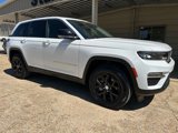Used 2023 Jeep Grand Cherokee Limited image 3