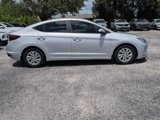 Used 2019 Hyundai Elantra SE image 2