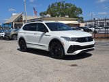 Used 2023 Volkswagen Tiguan SE R-Line image 2