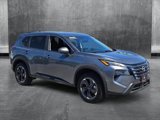Used 2024 Nissan Rogue SV image 3