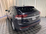Certified 2020 Volkswagen Atlas Cross Sport SE w/ Panoramic Sunroof Package image 5
