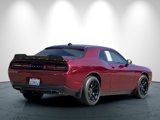 Used 2019 Dodge Challenger SXT image 4