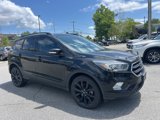 Used 2017 Ford Escape Titanium image 2