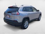 Used 2019 Jeep Cherokee Latitude w/ Cold Weather Group image 5