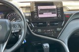 Used 2022 Toyota Camry SE image 5