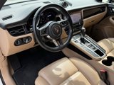 Certified 2021 Porsche Macan image 4