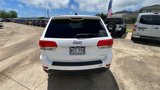 Used 2017 Jeep Grand Cherokee Laredo image 4