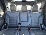 Used 2024 Land Rover Discovery Dynamic SE image 6
