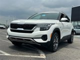 Used 2023 Kia Seltos EX image 3
