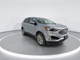 Used 2022 Ford Edge Titanium image 2