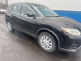 Used 2015 Nissan Rogue S image 2