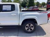 Used 2017 Toyota Tacoma TRD Sport image 4