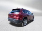 Used 2019 Jeep Cherokee Latitude Plus w/ Comfort/Convenience Group image 3
