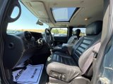 Used 2005 HUMMER H2 SUT w/ Preferred Equipment Group image 2