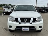 Used 2021 Nissan Frontier SV image 2