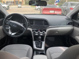 Used 2019 Hyundai Elantra SE image 3