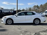 Used 2022 Toyota Camry LE image 2
