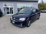 Used 2017 Dodge Grand Caravan SXT image 2