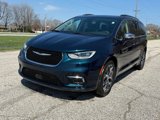 Certified 2022 Chrysler Pacifica Limited image 4