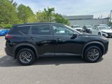 Used 2022 Nissan Rogue S image 4
