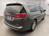 Certified 2023 Chrysler Pacifica Limited w/ Uconnect Theater Family Group image 5