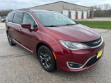 Used 2017 Chrysler Pacifica Touring-L image 2