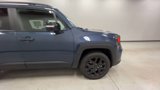 Used 2022 Jeep Renegade Altitude image 3