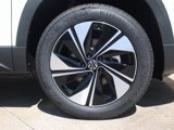 New 2025 Volkswagen Taos SE image 5