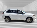 Used 2016 Jeep Cherokee Overland image 2