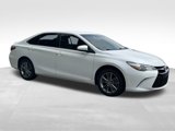 Used 2016 Toyota Camry SE image 5