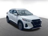 Used 2024 Nissan Kicks SV image 2