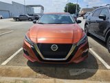 Used 2021 Nissan Altima 2.5 SR w/ SR Premium Package image 2
