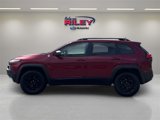 Used 2016 Jeep Cherokee Trailhawk image 2
