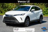 Used 2023 Toyota Venza LE image 2
